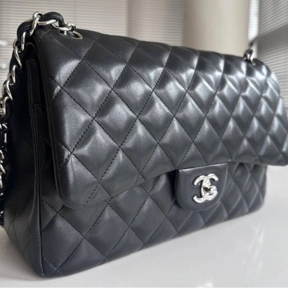 Chanel Black Quilted Leather Bag